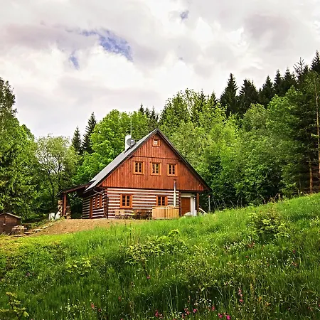 Roubenka Pod Lesem *